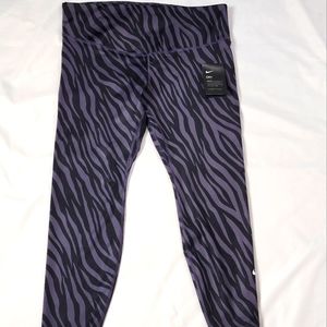 Nike Dri-Fit Animal Print Leggings‎ Size 1X #0191